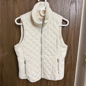 Vintage Abercrombie & Fitch Cream Quilted Vest